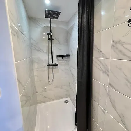 Family House Vue 公寓 芒通