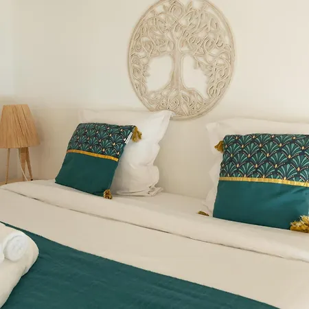 Family House Vue Ментона