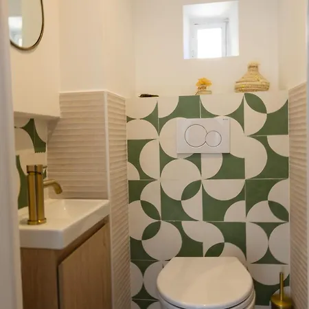 Family House Vue * Ментона