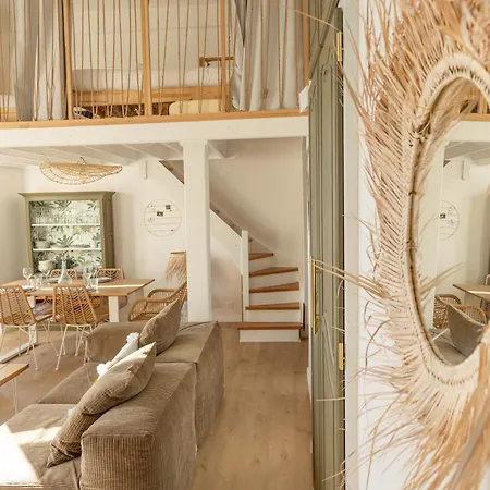 Апартаменты Family House Vue Ментона